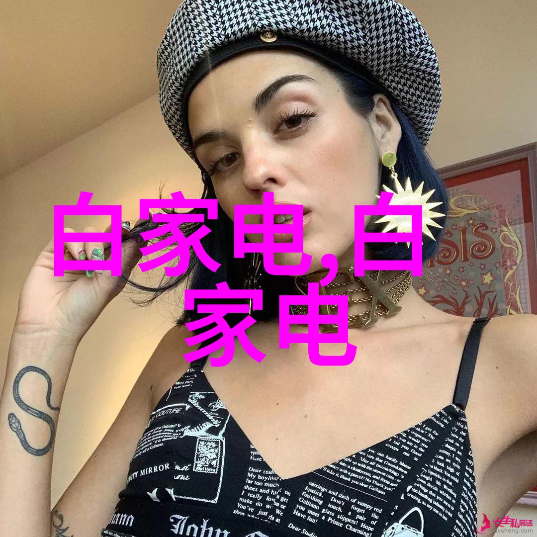 火车上荫蒂添的好舒服视频-铁轮轻鸣舒适旅途火车上的秘密享受