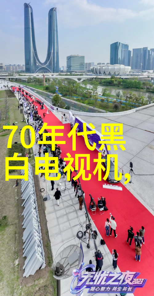 书桌的故事从学术殿堂到创意工坊