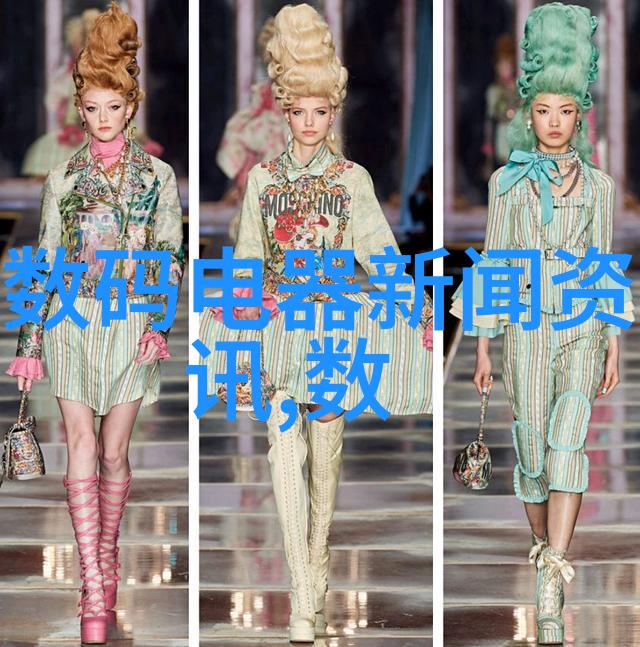 世界十大顶级摄影师如同星辰璀璨夺目年轻人追逐它们的足迹如同炒作二手相机不知不觉间在这光影艺术的海洋中
