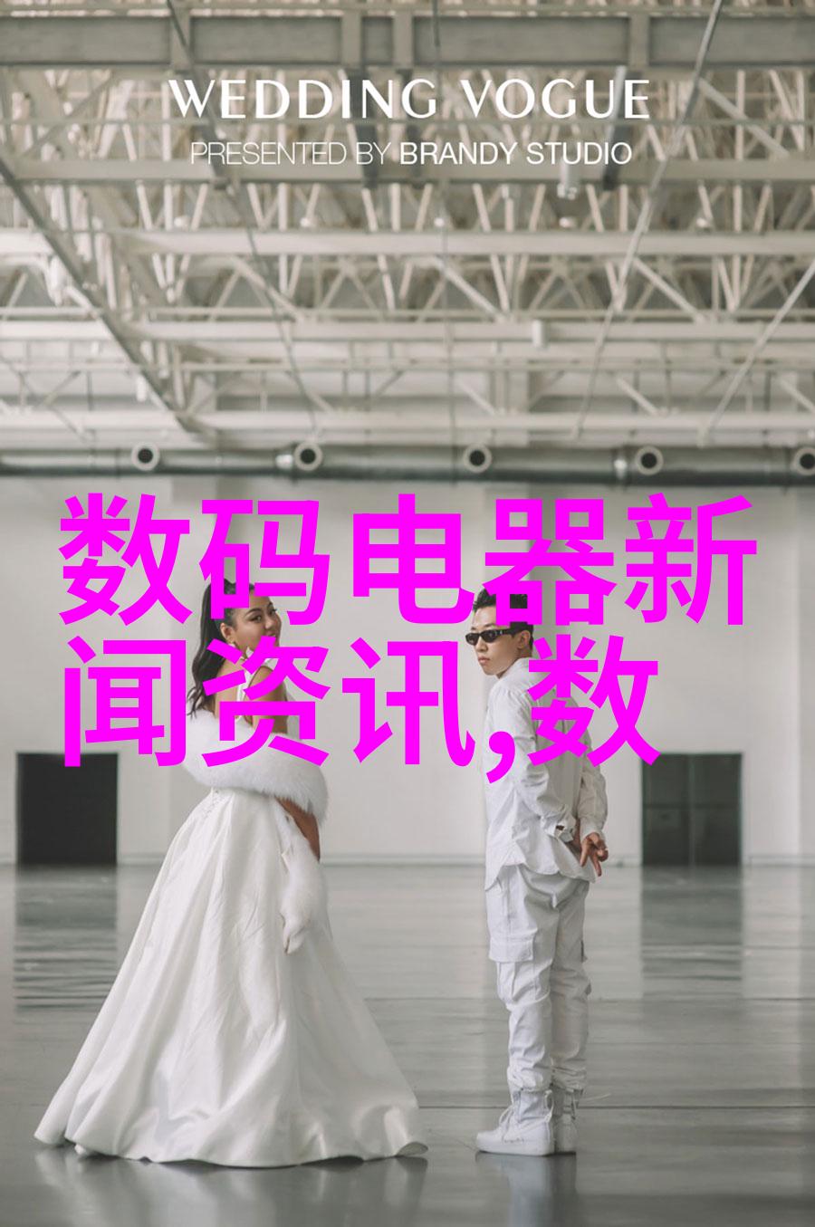 新金梅瓶古色古香的瓷器艺术