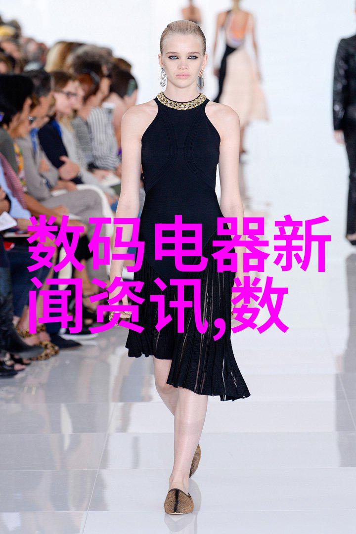 钻石画不是真的钻石哦它是室内装修设计效果图中的高级宝贝想知道它的价格吗那就得看你愿意为你的家里多花多