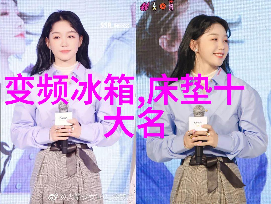 水流之韵镜面与泡沫的交响篇章