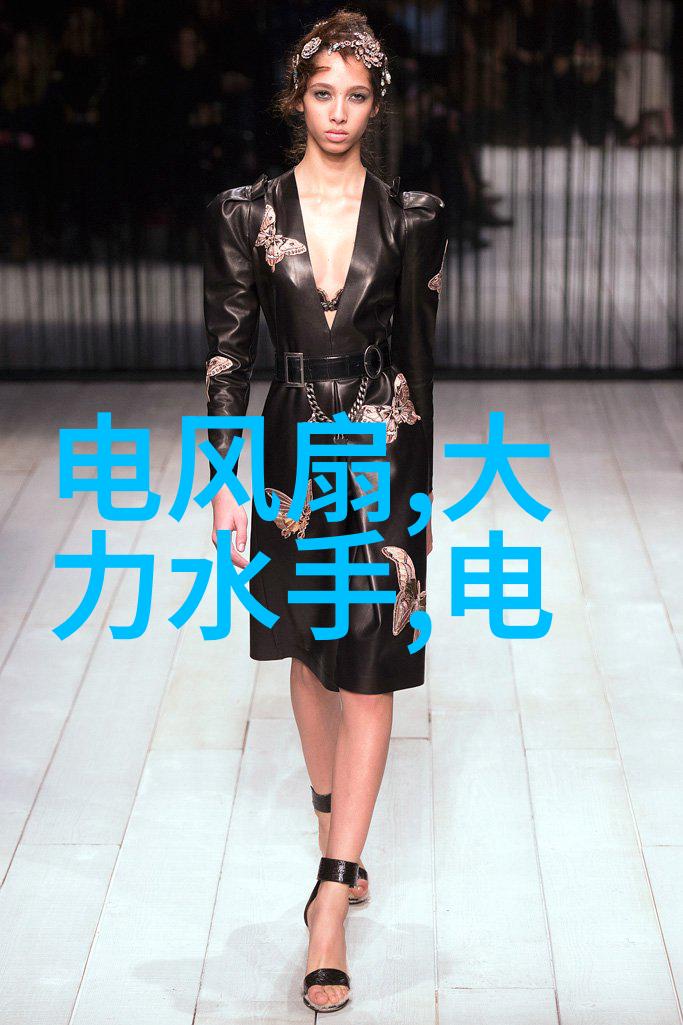 现代家庭客厅设计理念与实用装修建议图谱